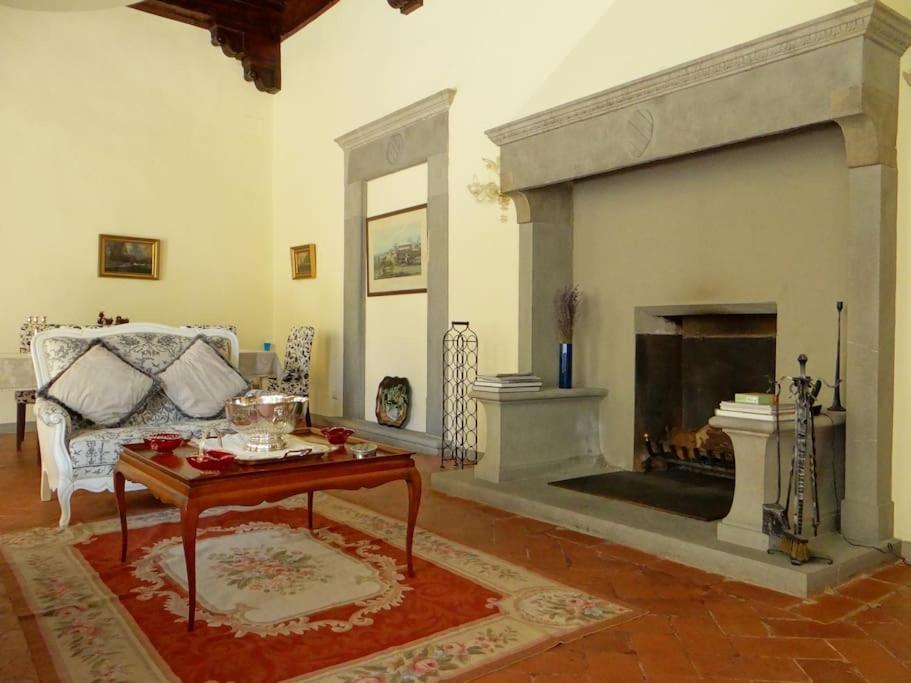 Pian dei Giullari Suite Florenţa Exterior foto